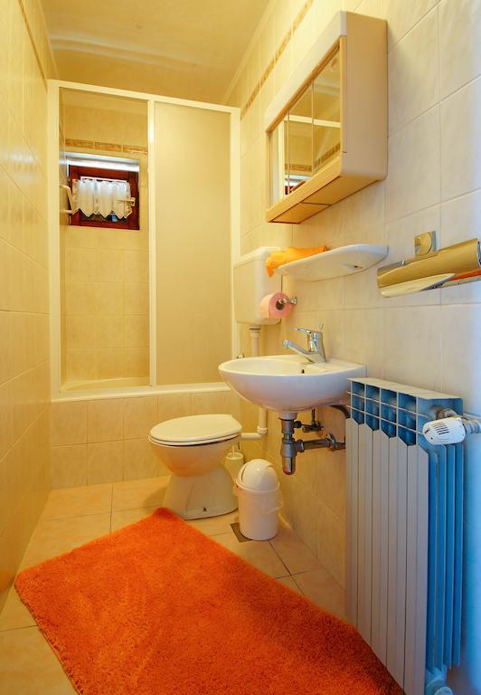 Apartments Lina Нови-Винодолски Номер фото